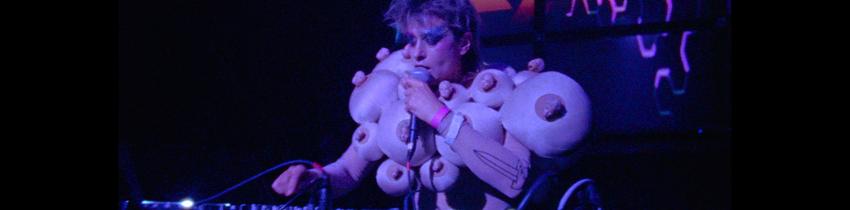 Peaches goes bananas