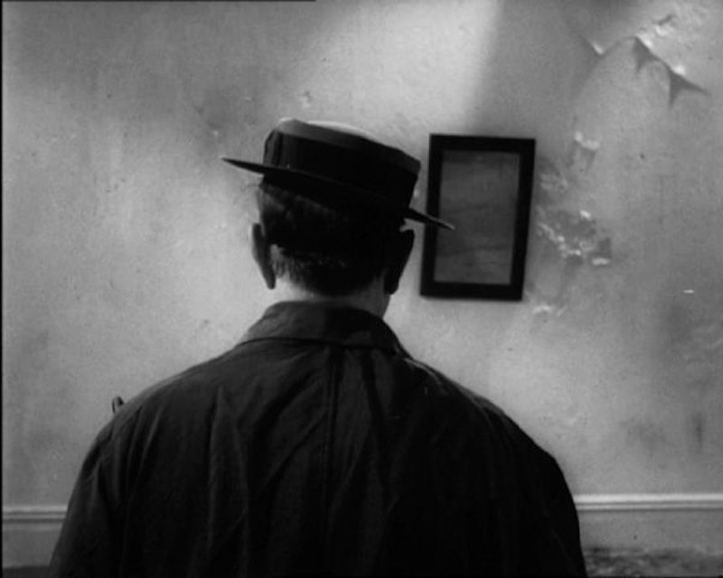Buster-Keaton-and-mirror
